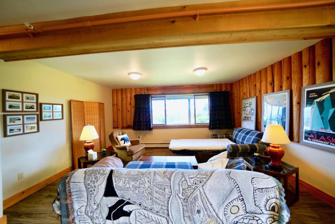 Flat Fish Lodge B&B And Event Center Гомер Екстер'єр фото