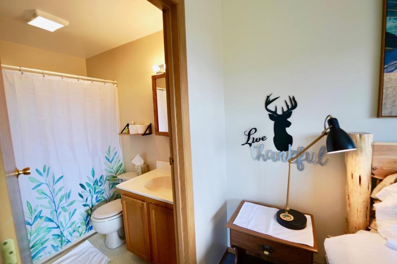 Flat Fish Lodge B&B And Event Center Гомер Екстер'єр фото