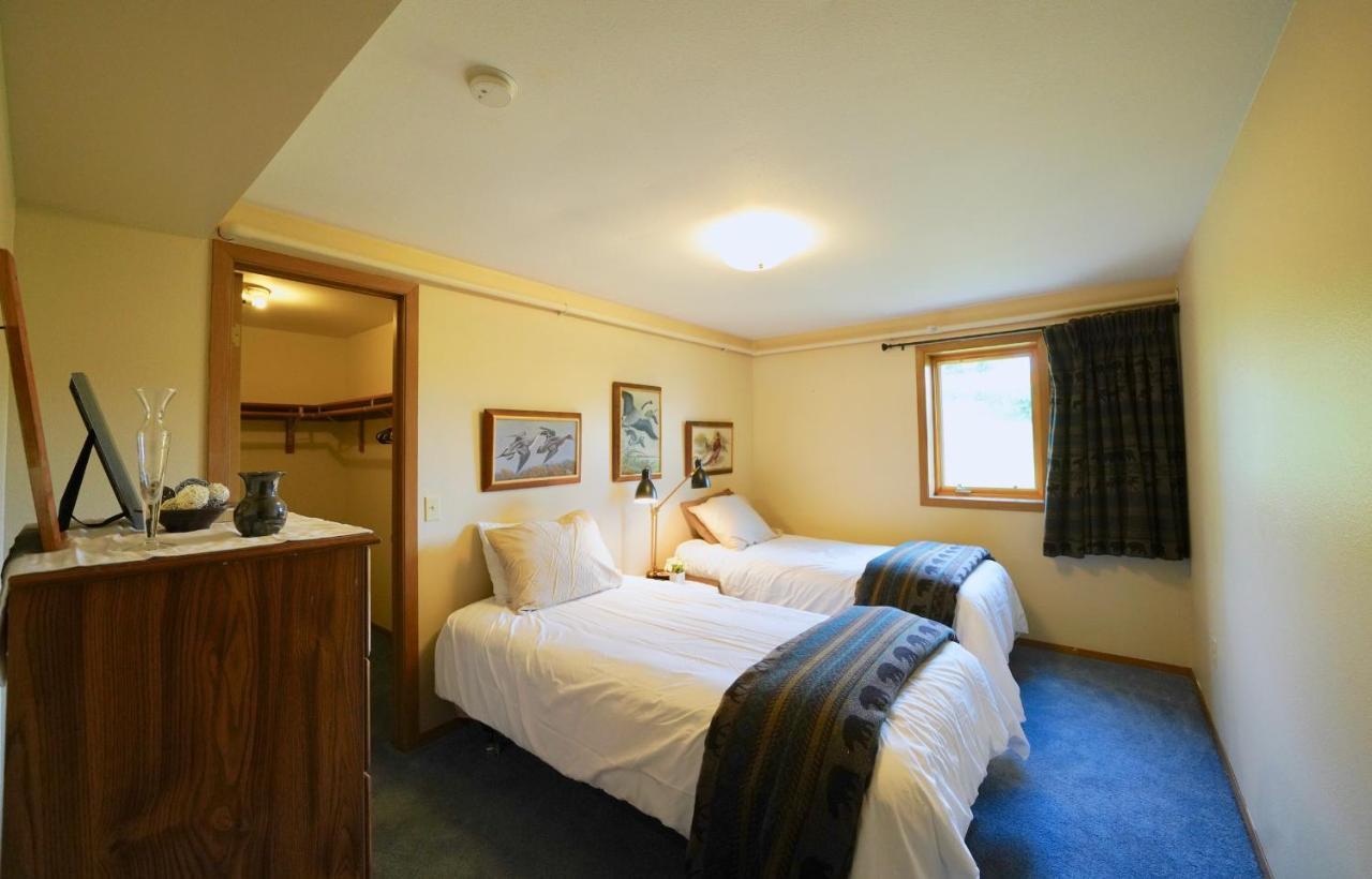 Flat Fish Lodge B&B And Event Center Гомер Екстер'єр фото